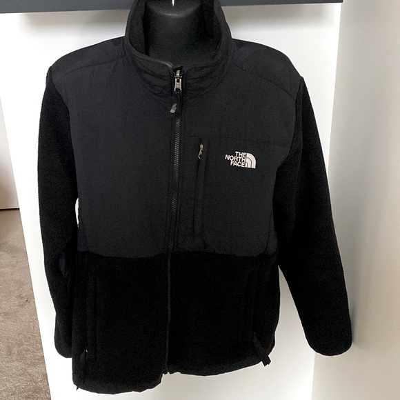 The North Face Jackets & Blazers - The North Face Women’s Denali 2 Jacket (Size M)